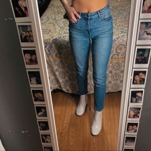 American eagle mom jeans